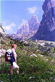 Sentiero verso i Riff. Tosa e Pedrotti nei pressi del Castelletto.