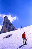 Sulla via del ritorno, sullo sfondo il Croz del Rifugio.