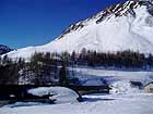 La Malga Cadino semicoperta dalla neve
