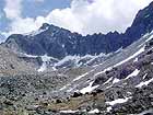 La catena che circonda il Rifugio Tonolini