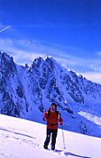 Salita del Ghiacciaio des Amethystes, alle spalle l'Aiguille Verte