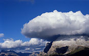 Il Sasso Piatto dalla finestra del Rif. Alpe di Siusi