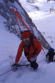 Inizio della discesa dalla Forcella Marmolada.